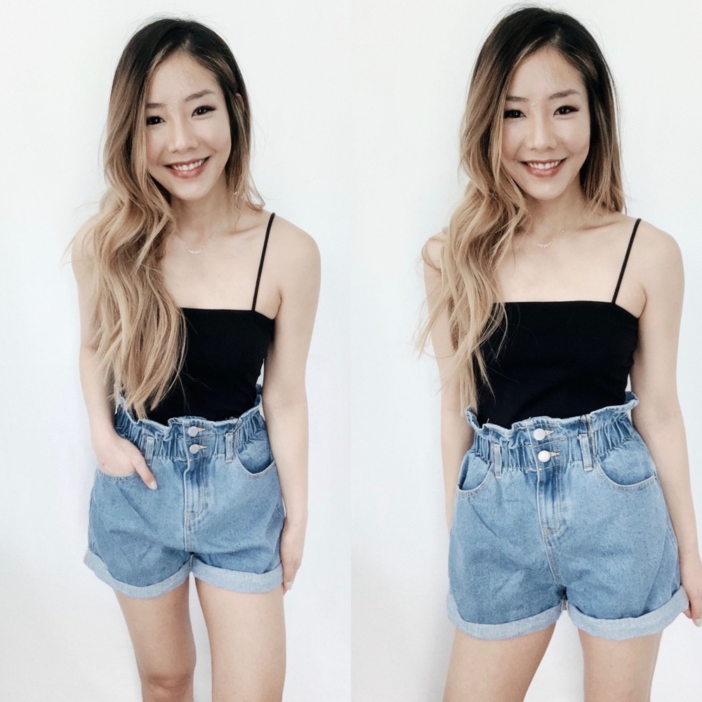 Super High-waist Elastic Denim Shorts - Picture 2 of 7